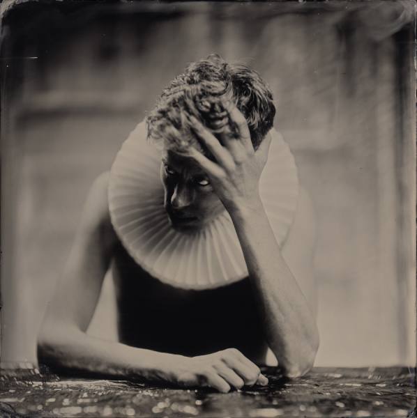 Photograph Eric Bruinewoud Jaap At The Collar Table on One Eyeland